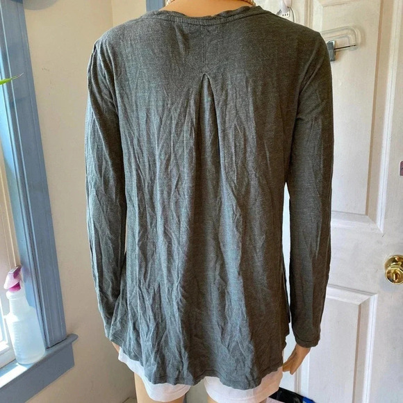 Athleta Lightweight Comfortable Shirt Women Size S - Picture 4 of 6